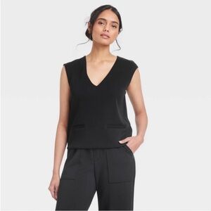 A New Day Black V-Neck Sleeveless vest Top M NWT